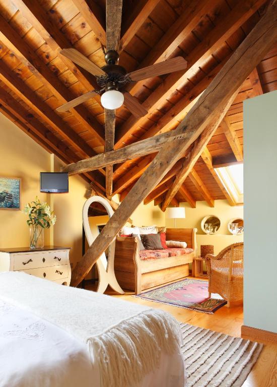 فندق La Casona Del Viajante - Adults Only Villabajo الغرفة الصورة